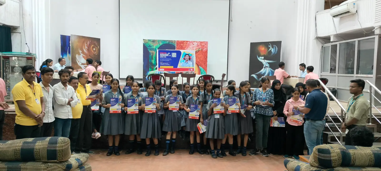 स्कॉलरशिप के लिय राही ट्रस्ट ने आवेदन करवाया